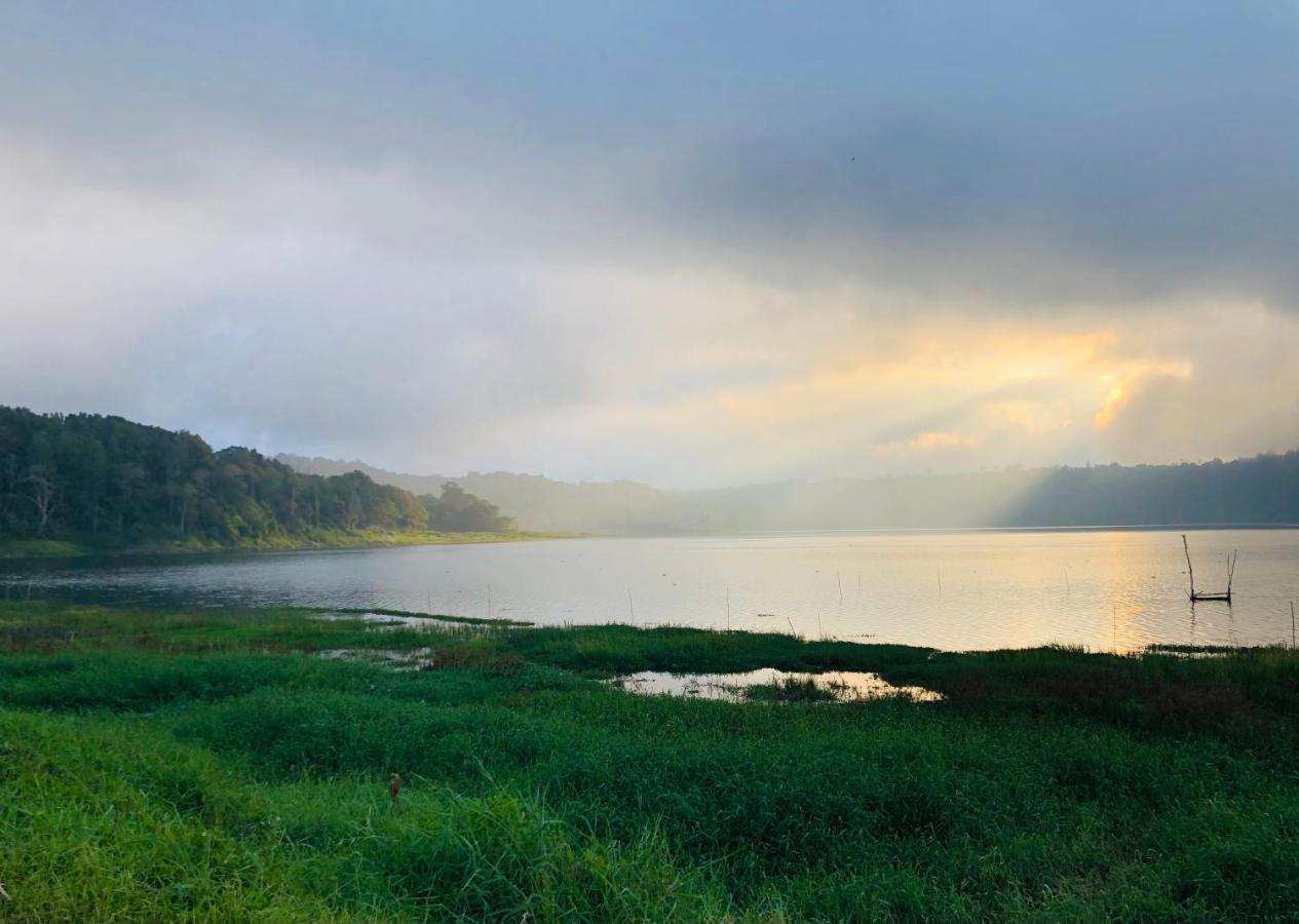 Buyan Lodge Lake View Villa Bedugul  Zewnętrze zdjęcie